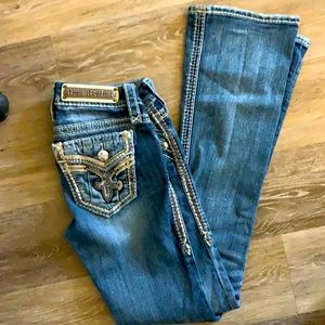 Size 25 Rock Revival